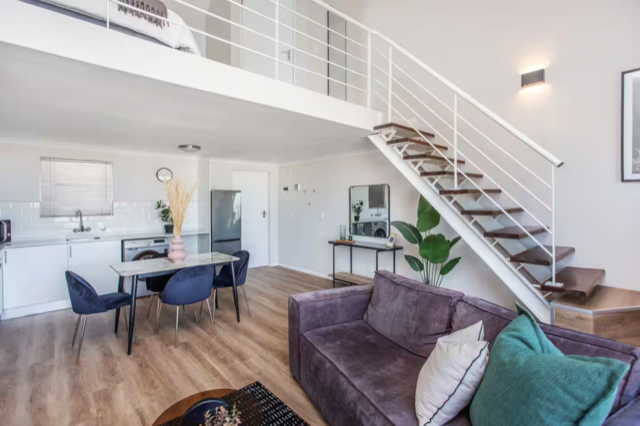 To Let 1 Bedroom Property for Rent in Oranjezicht Western Cape